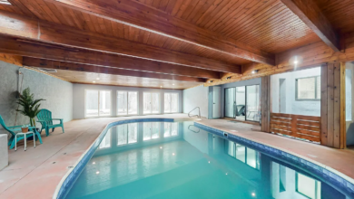 کدامیک گزینه بهتری است استخر روباز یا سرپوشیده